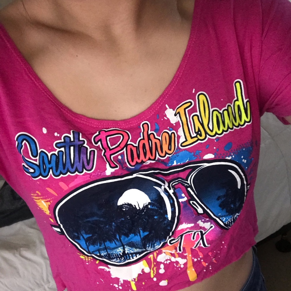 A cute crop top!